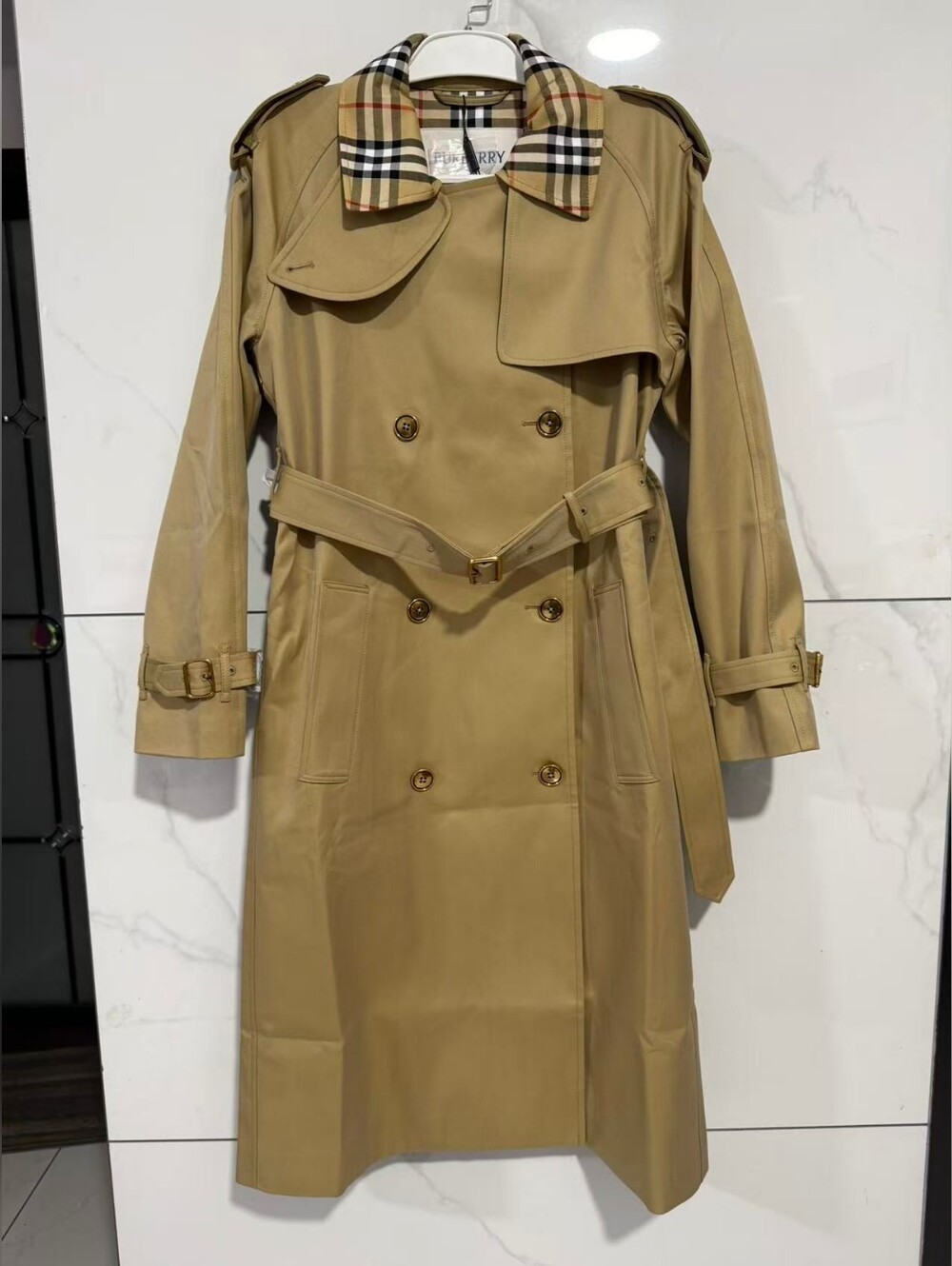 Burberry Beige/Tan Double-Breasted Trench Coat with Check Collar